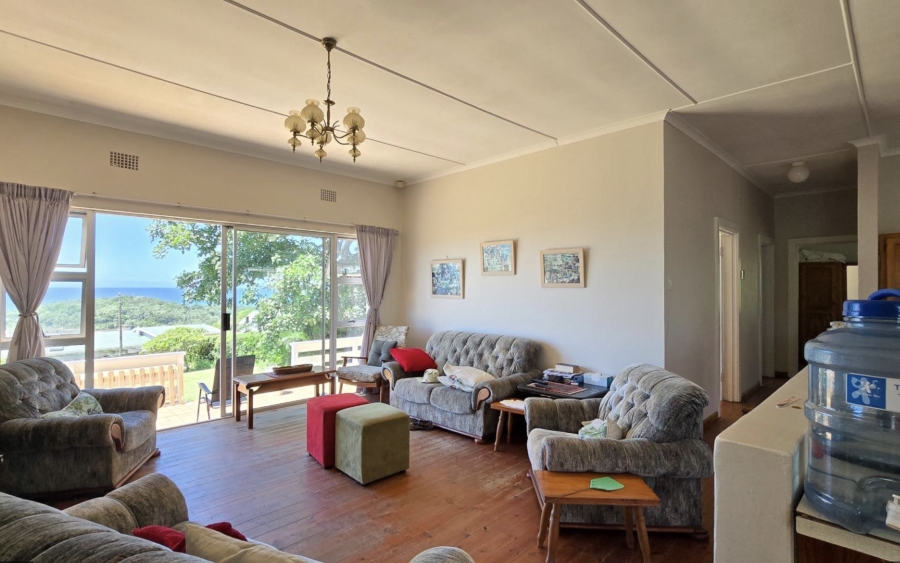 7 Bedroom Property for Sale in Kei Mouth Eastern Cape